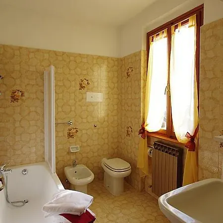 Appartamento Azzano Sleeps 7 Pool Wifi *